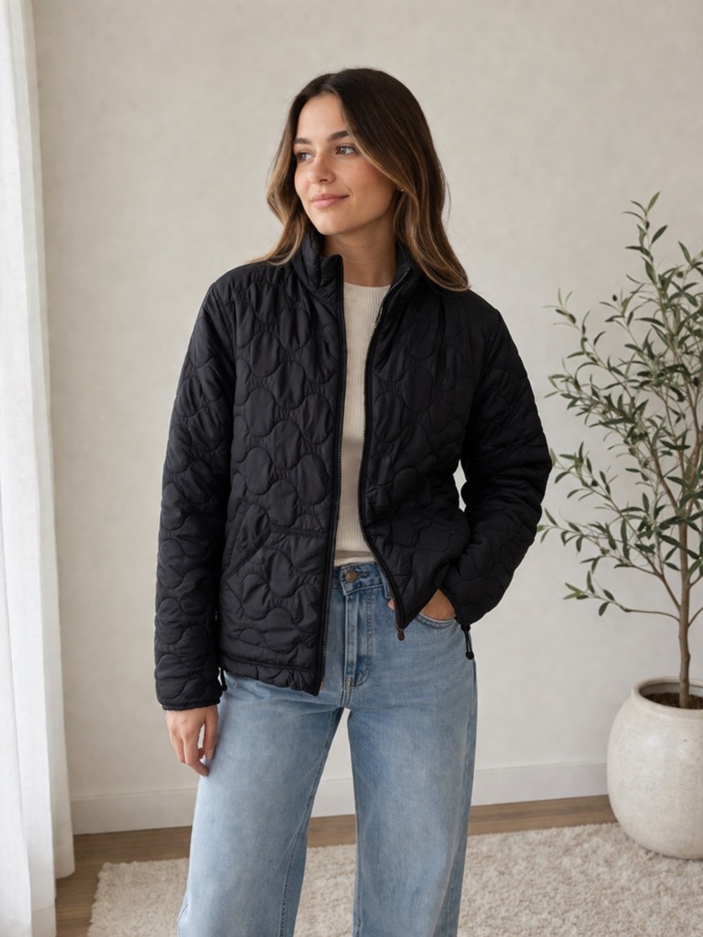 GAP Black Quilted Women's Lightweight  Jacket